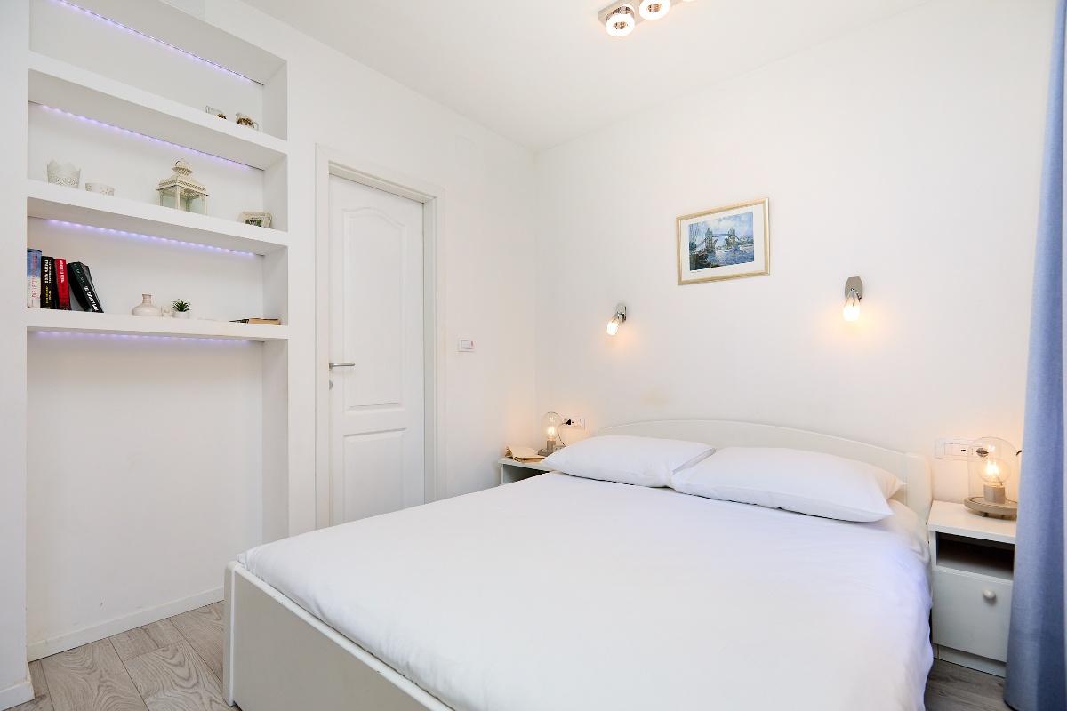 Sophie 1 - Old Town Heritage Suite