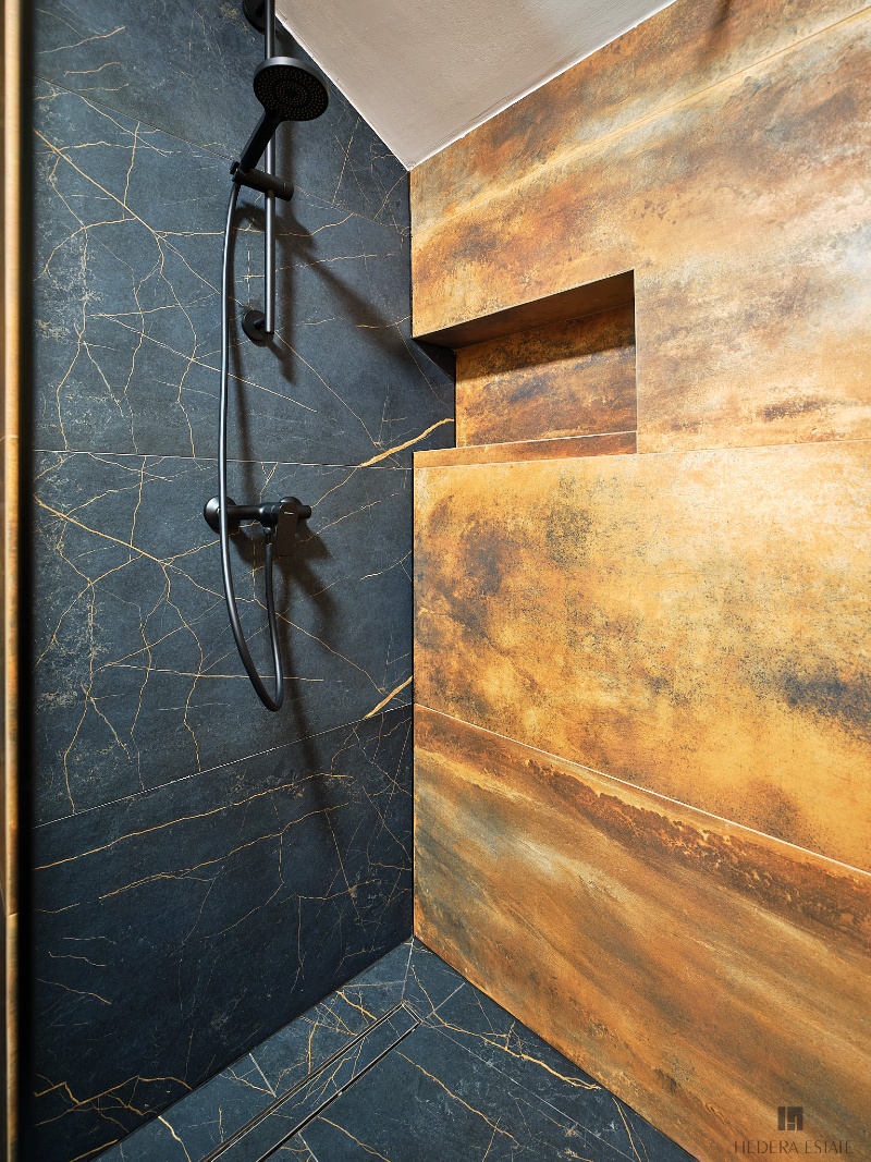 House Hedera II