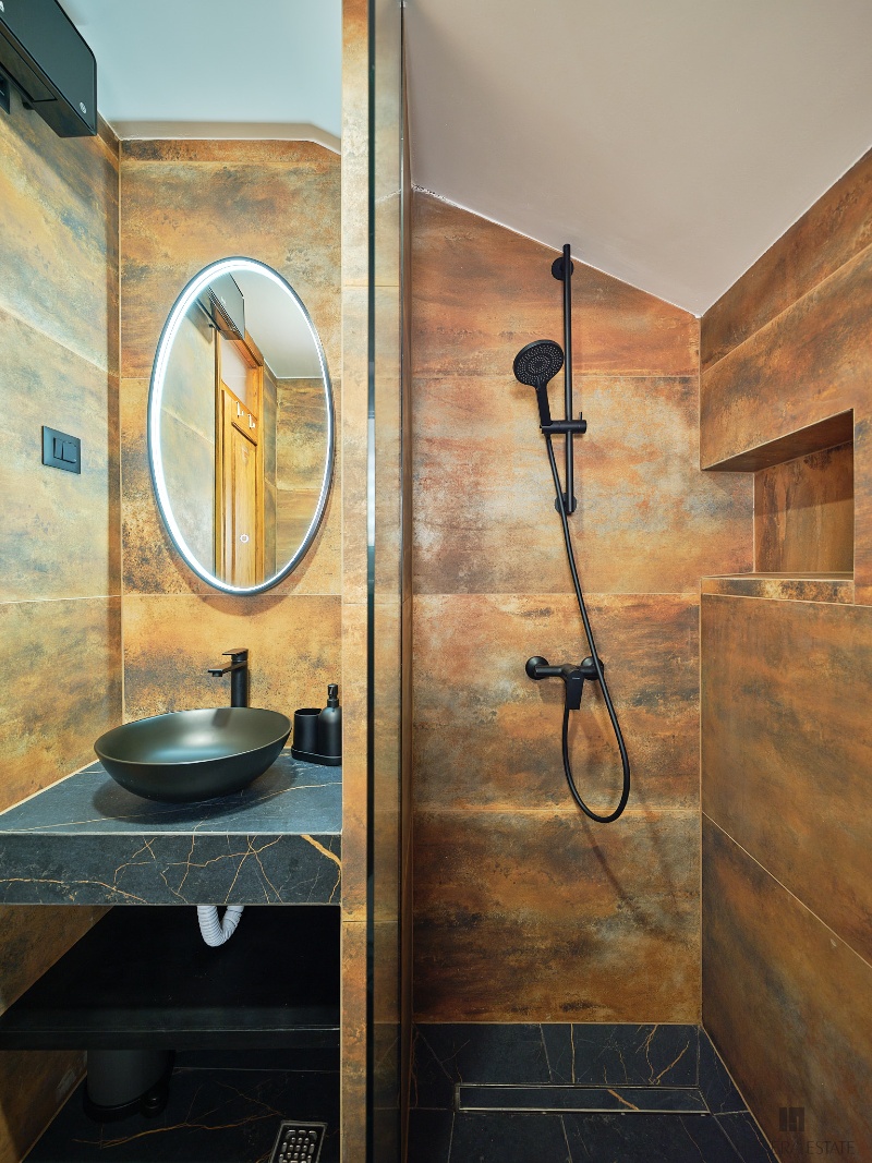 House Hedera II