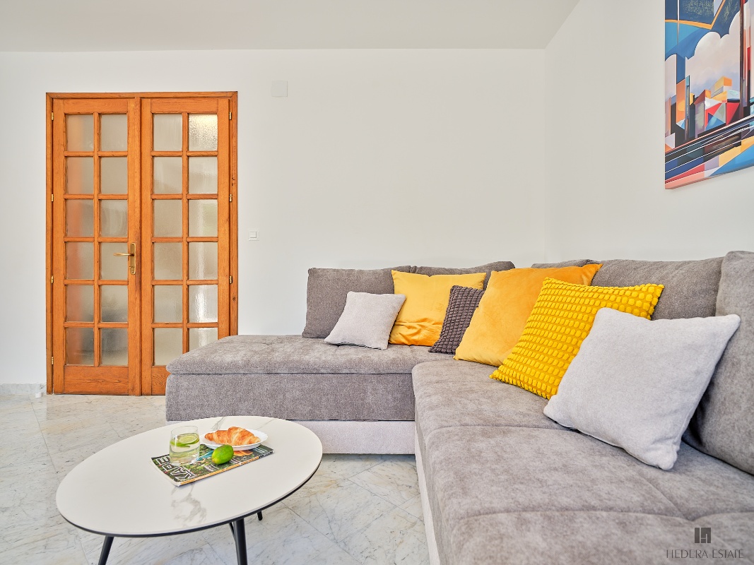 House Hedera II