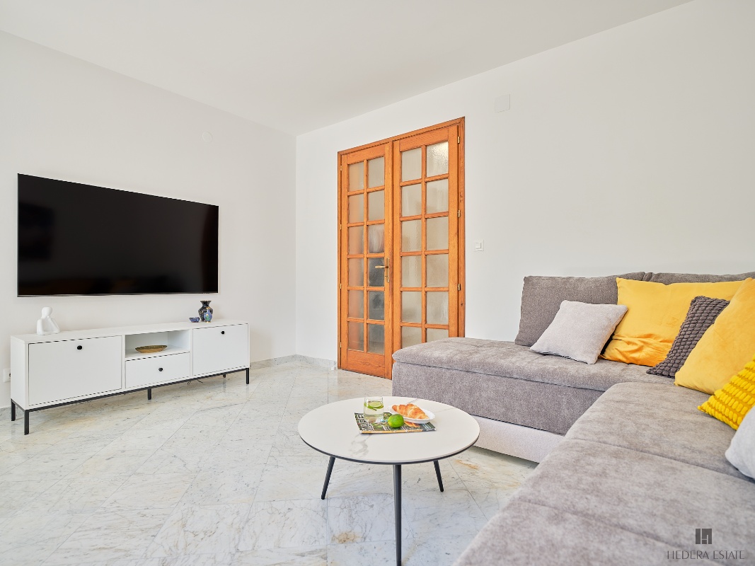House Hedera II