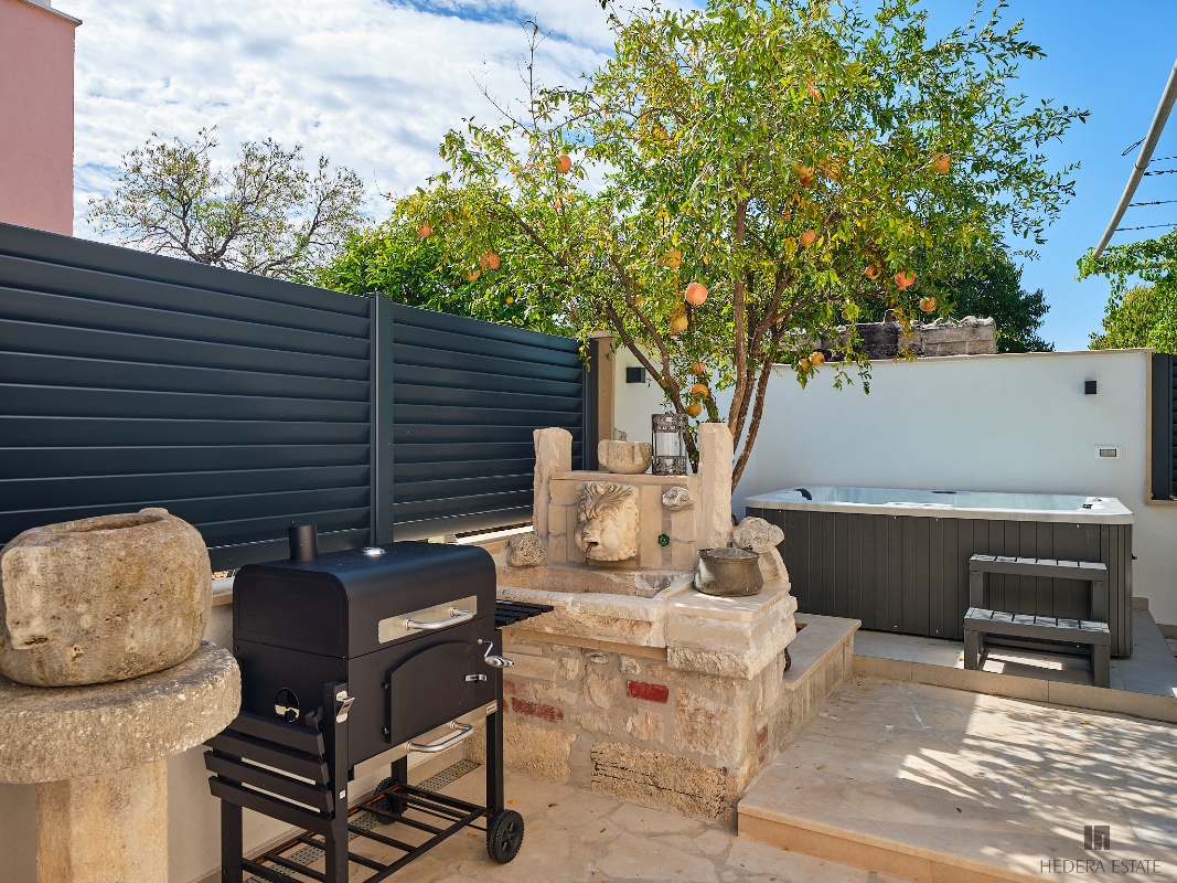 House Hedera II