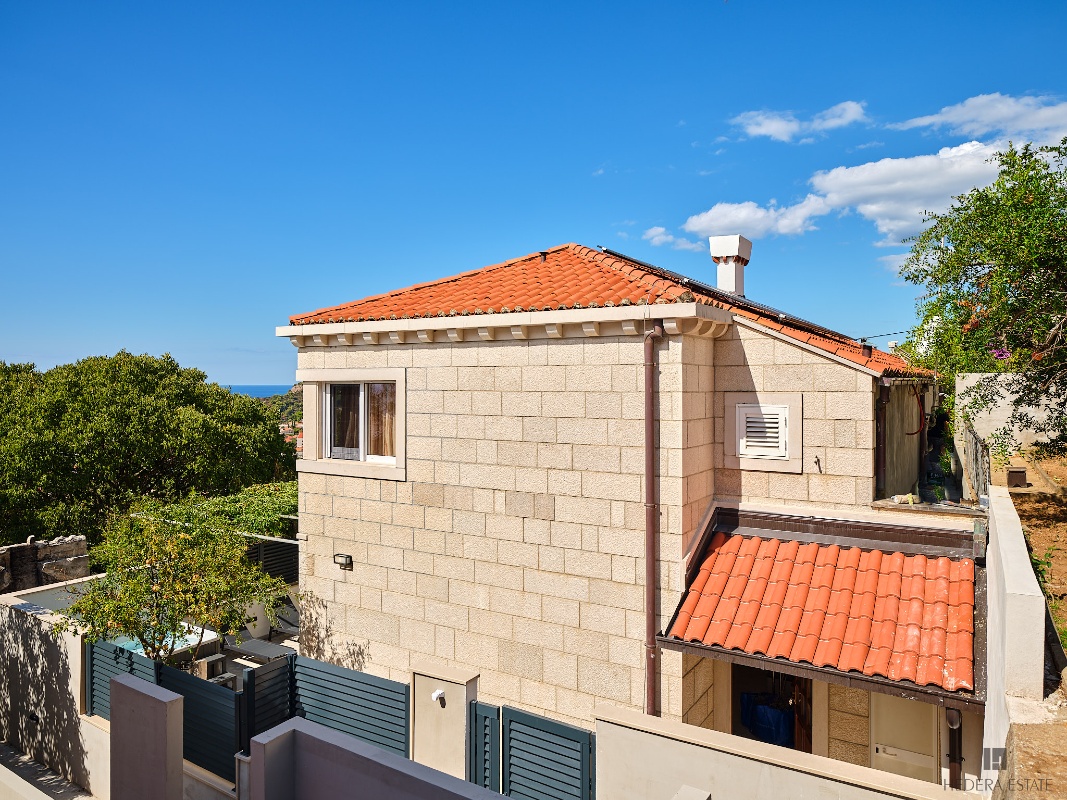 House Hedera II