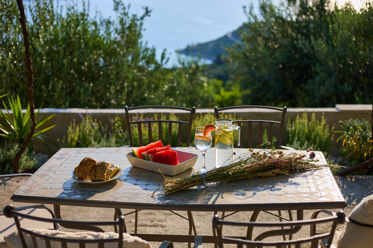 House Lilla with Private Hot Tub