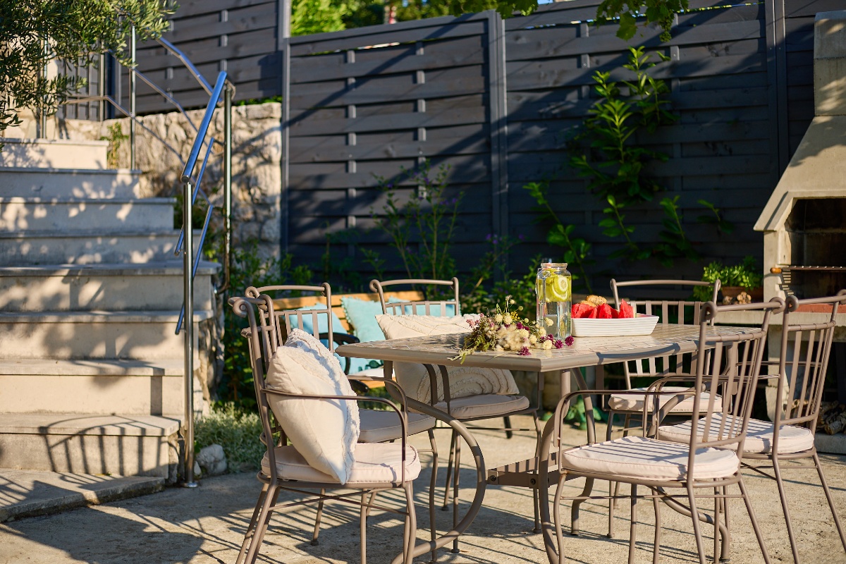 House Lilla with Private Hot Tub