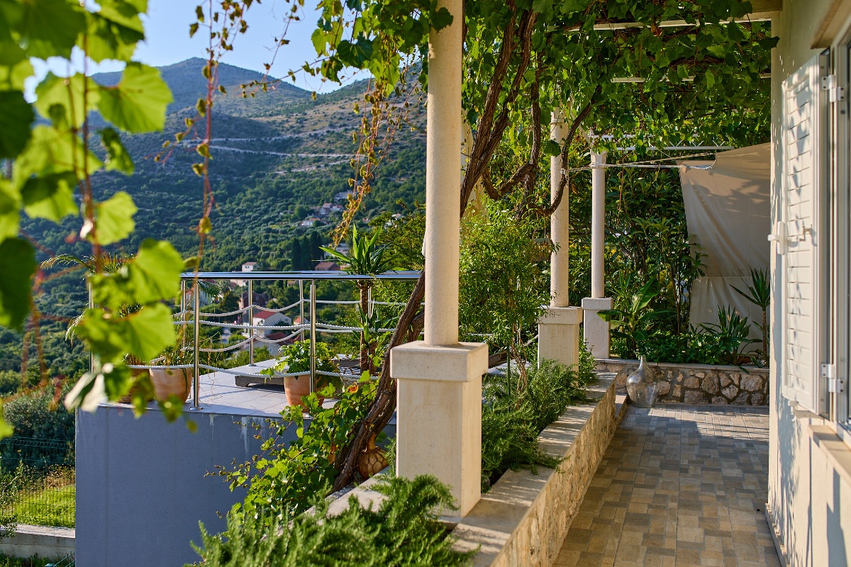 House Lilla with Private Hot Tub