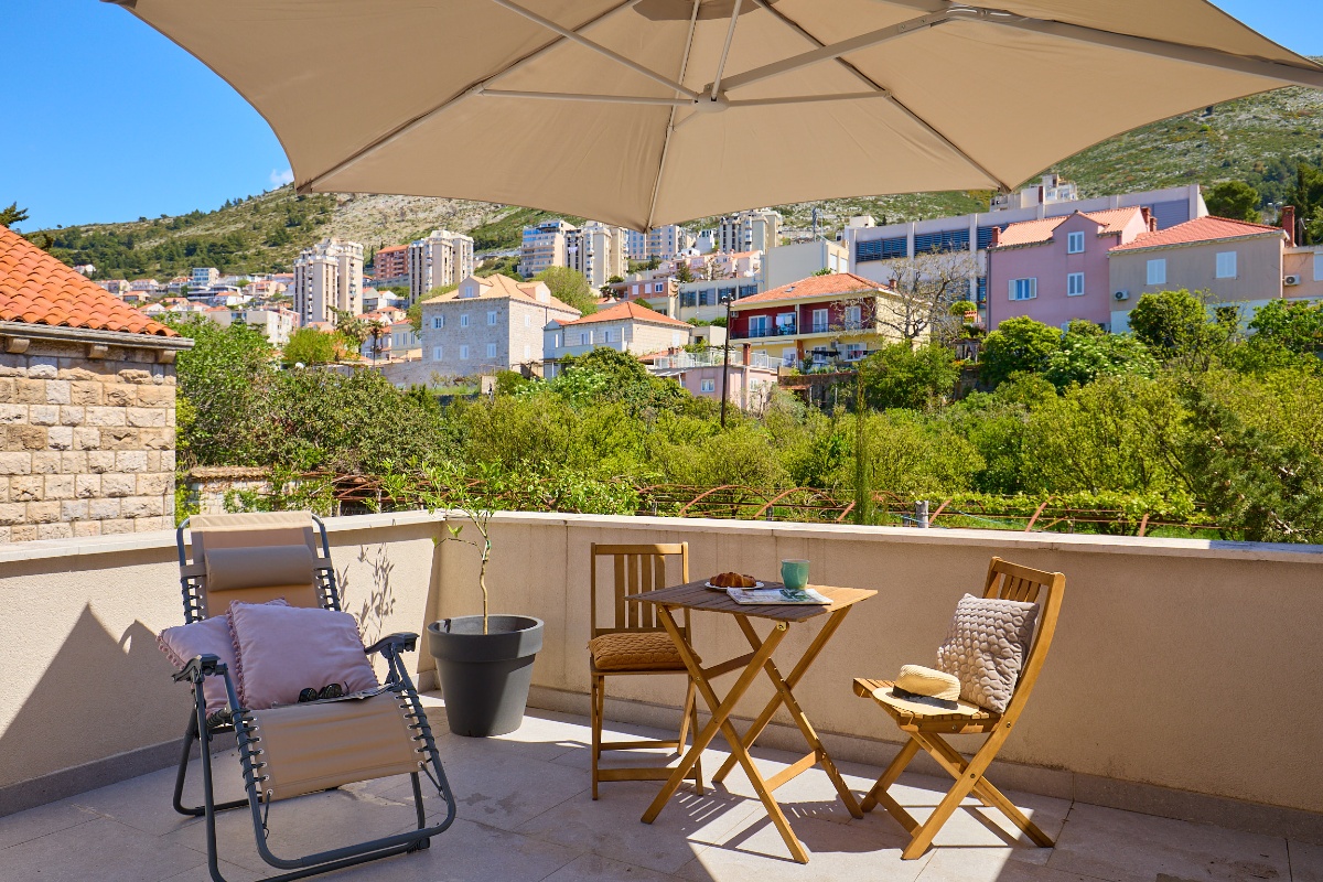 CAPPARIS Boutique Garden Rooms