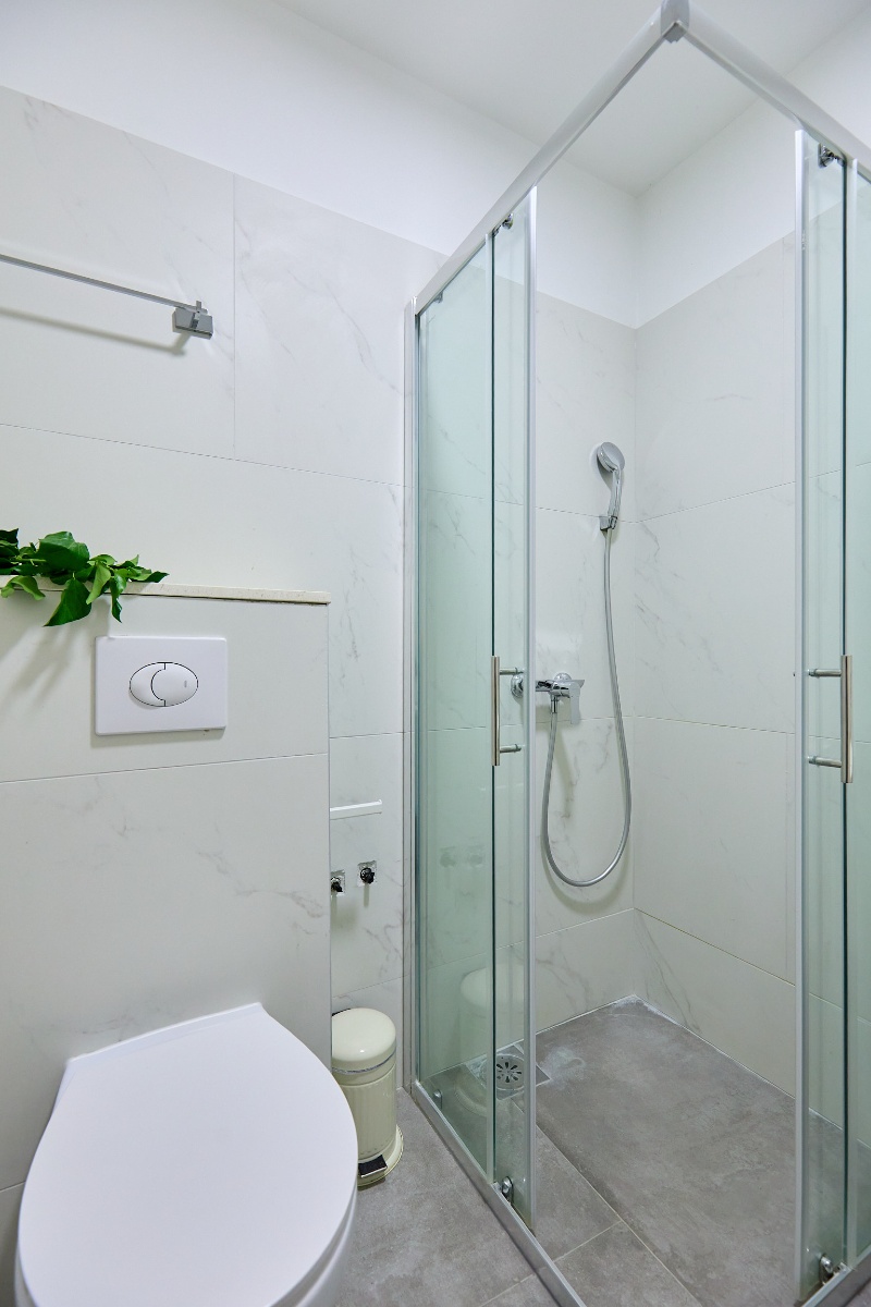 LAURUS Boutique Garden Rooms