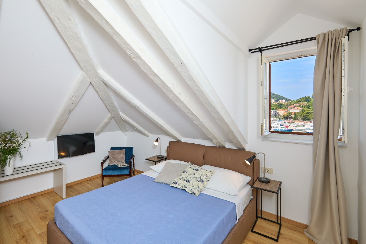 MENTHA PIPERITA Boutique Garden Rooms