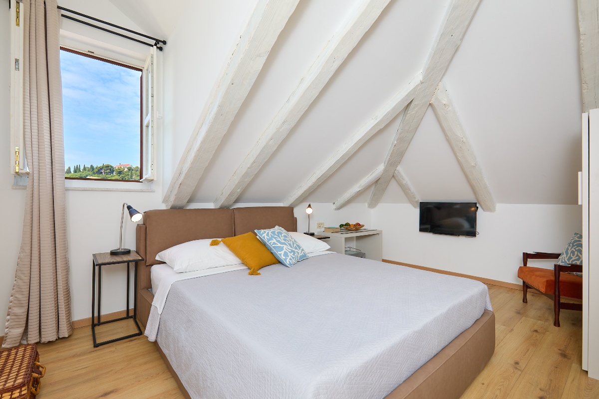 ROSMARINUS Boutique Garden Rooms