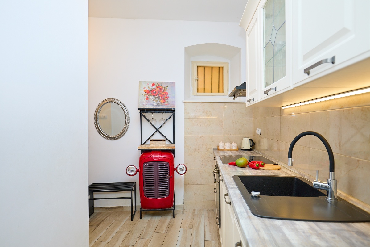 Studio Chloe - Heart of Old Town