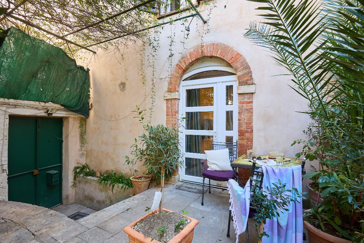 Studio Chloe - Heart of Old Town