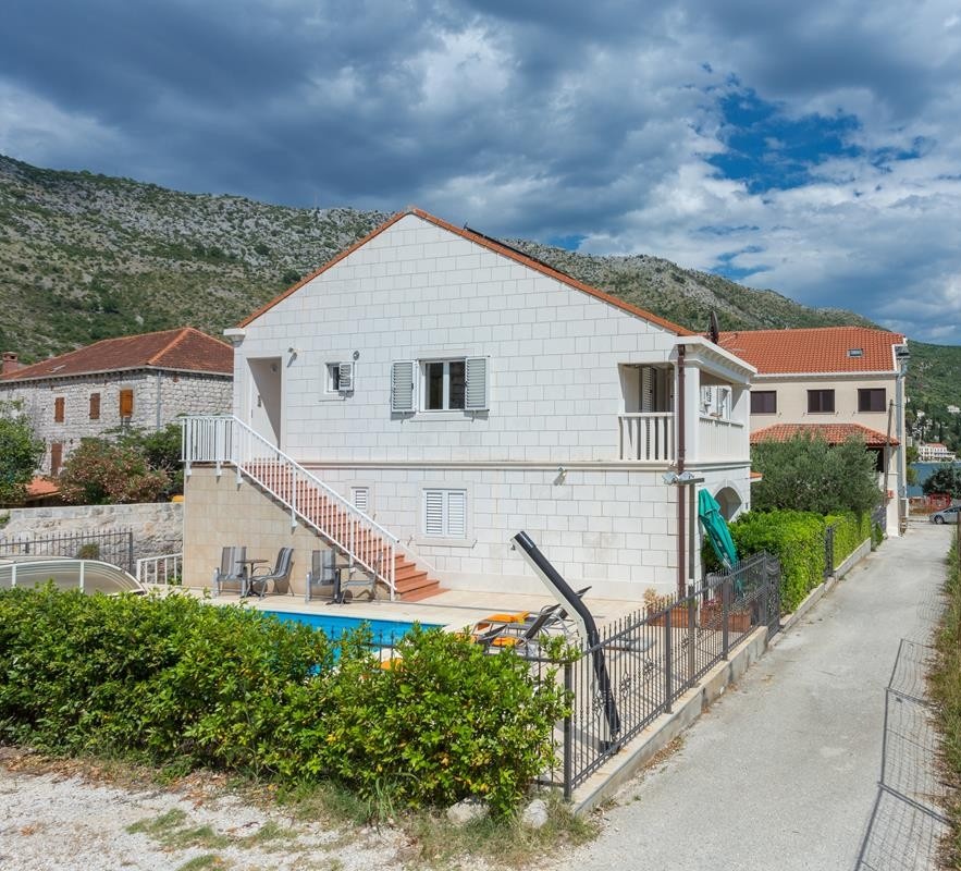 Villa Florence - Mediterranean Garden&Pool