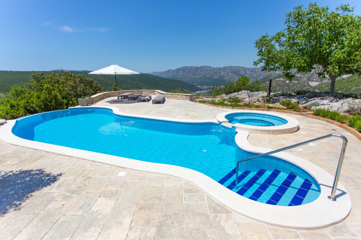 Green Hills Apartment