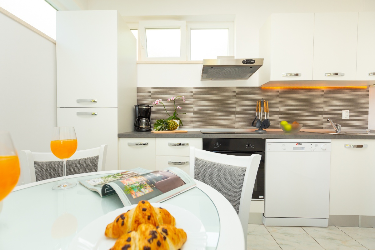 Summer Chill Apartment 3