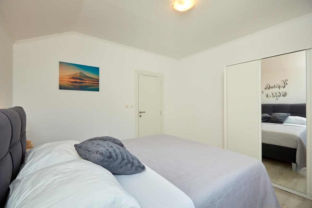 Summer Chill Apartment 3