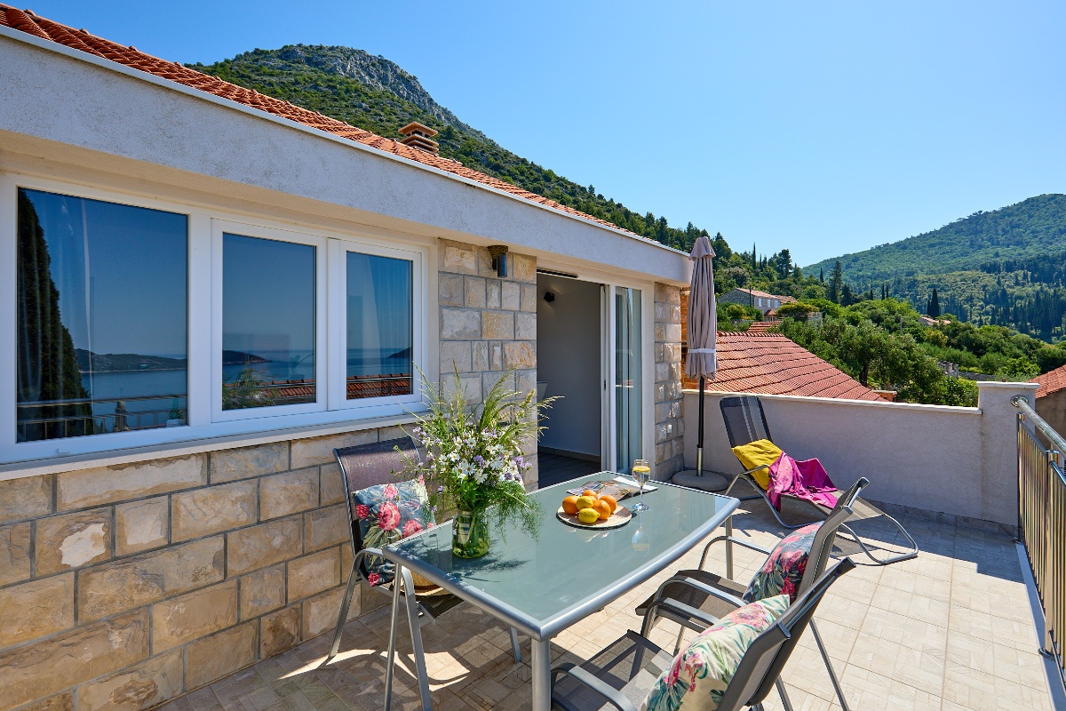 Summer Chill Apartment 3