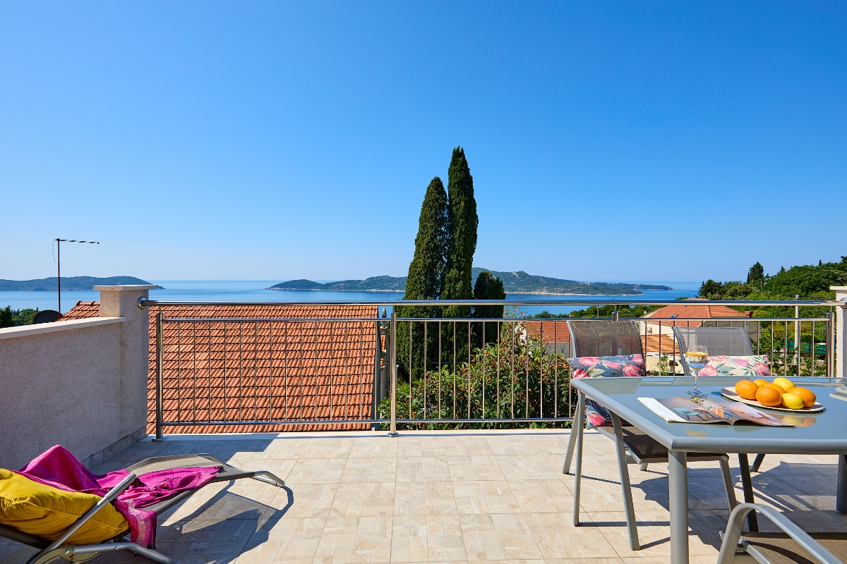 Summer Chill Apartment 3