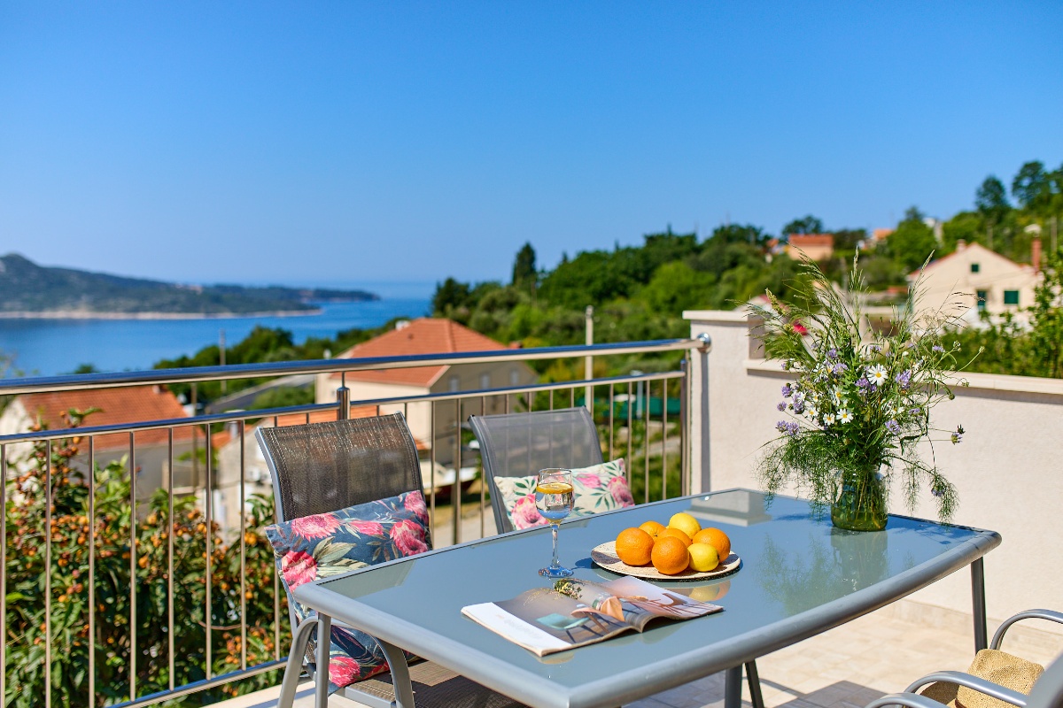 Summer Chill Apartment 3