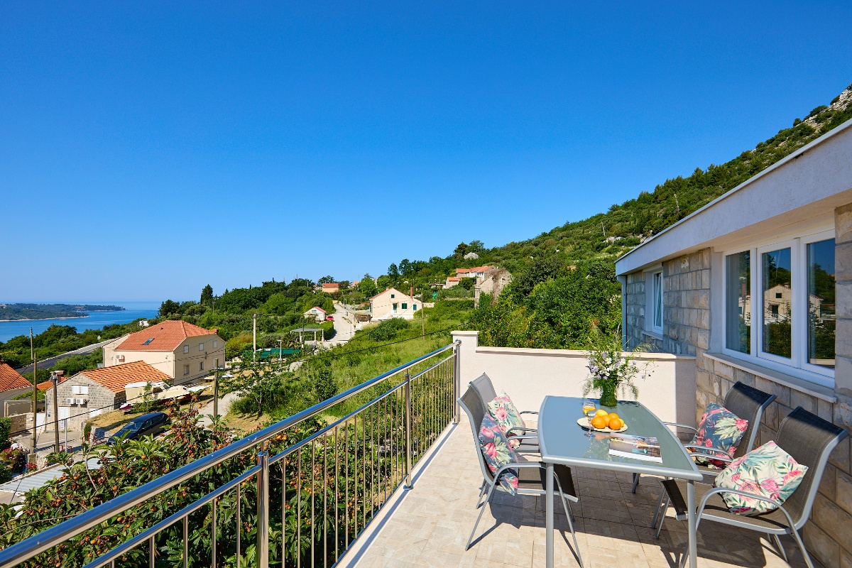 Summer Chill Apartment 3