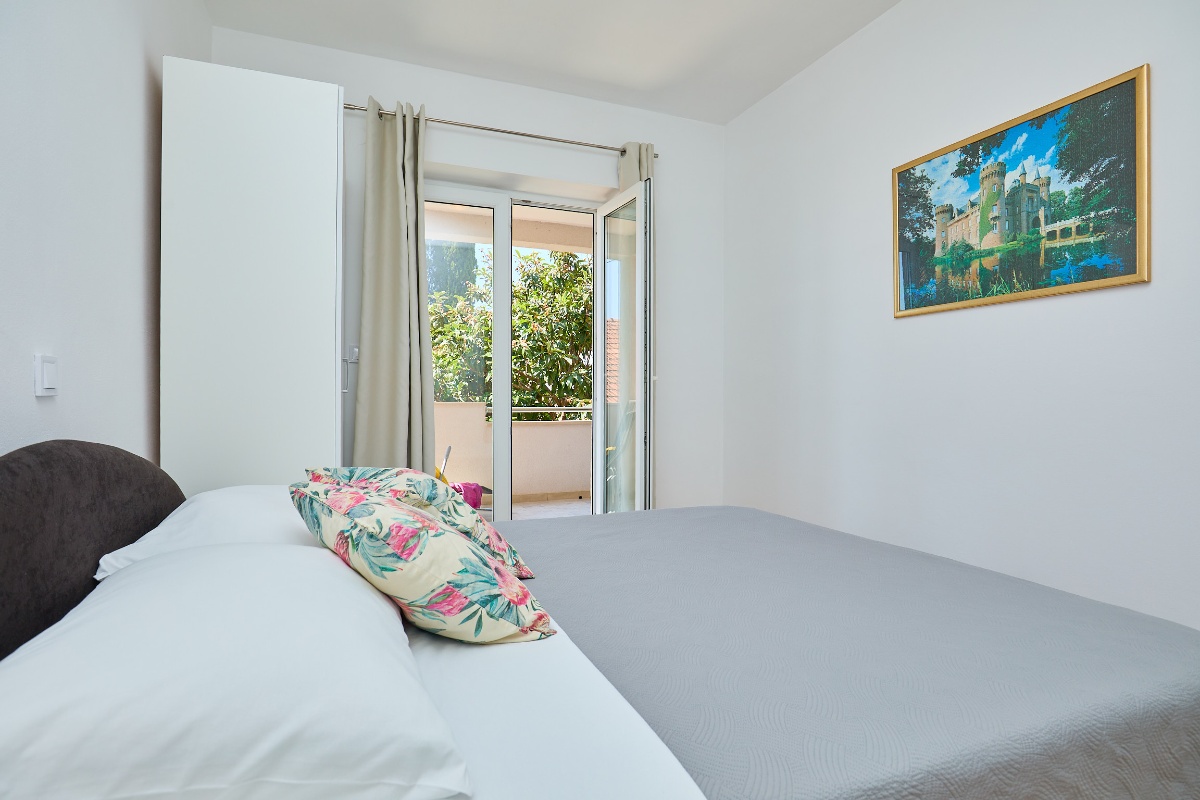 Summer Chill Apartment 3