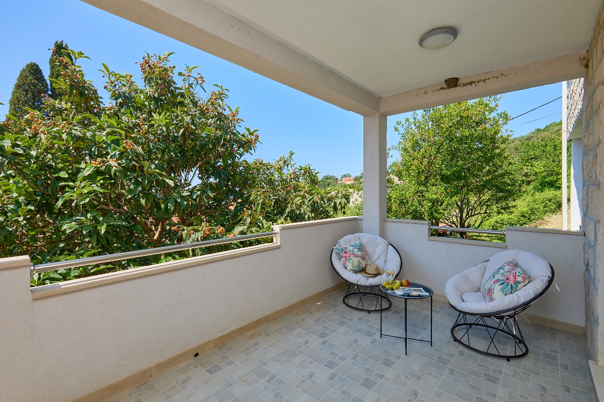 Summer Chill Apartment 3