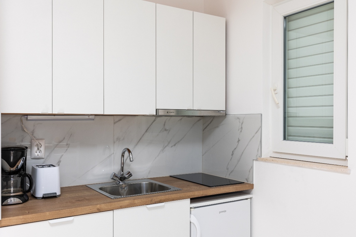 Sunny Palace Studio 1