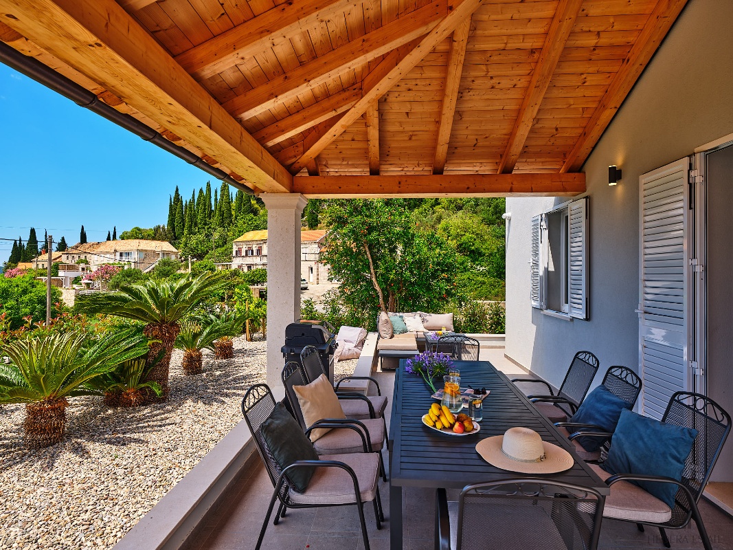 House Hedera III
