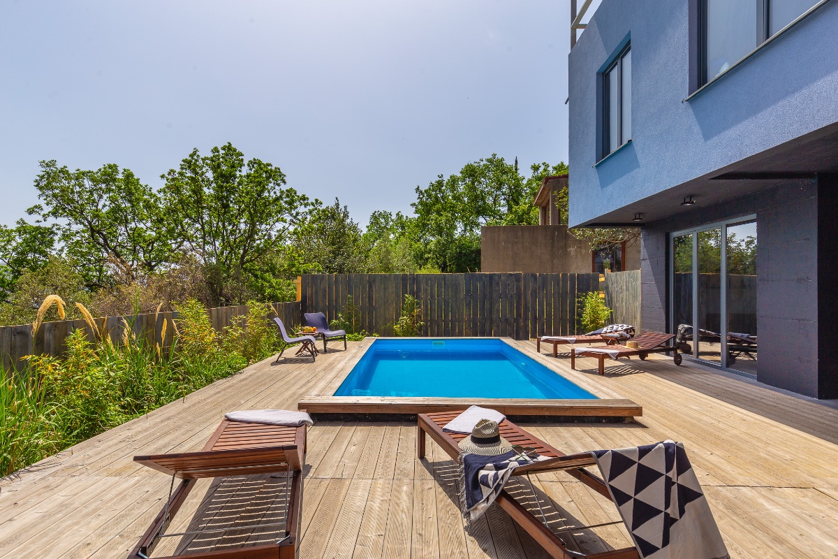 Apartment Ares - private swimming pool