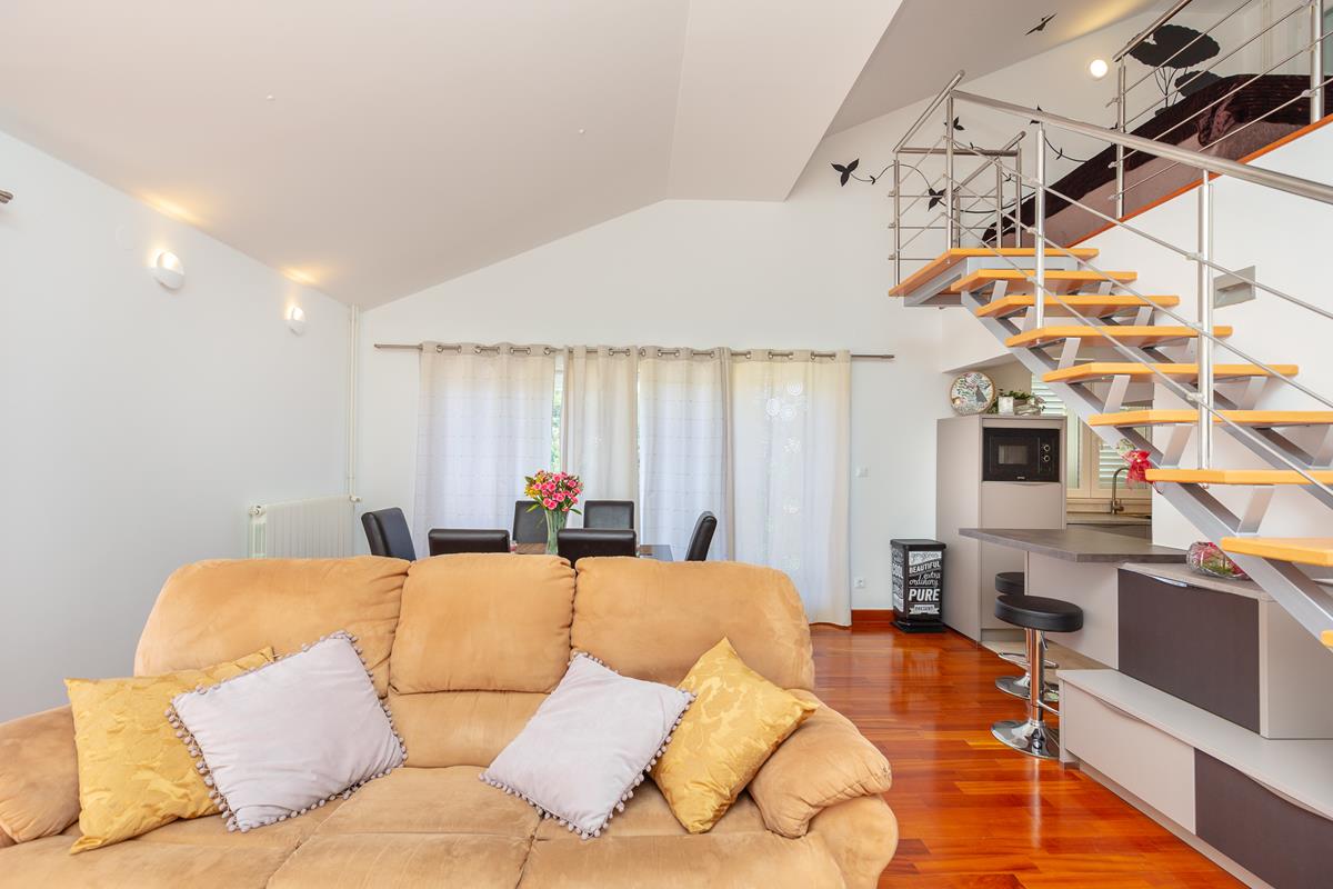 Green Hills Apartment