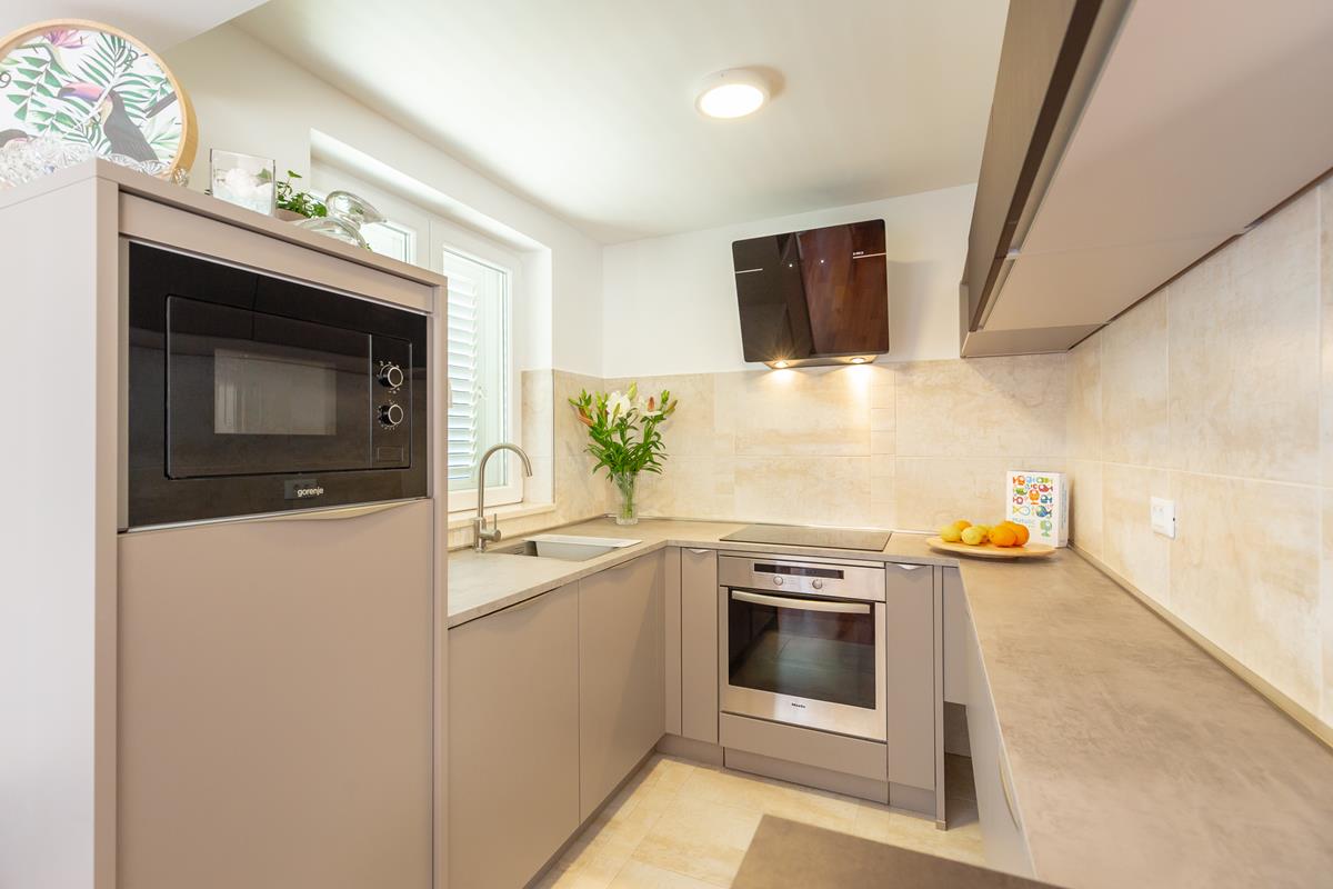 Green Hills Apartment