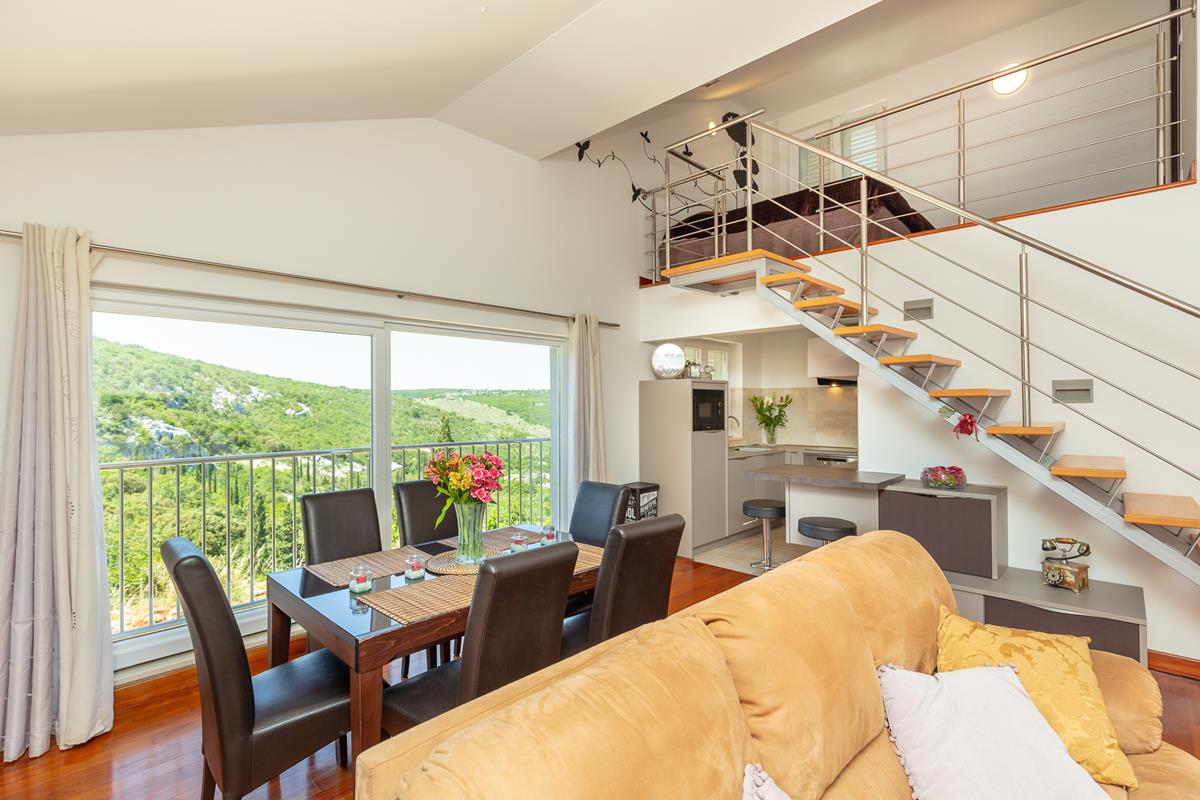 Green Hills Apartment