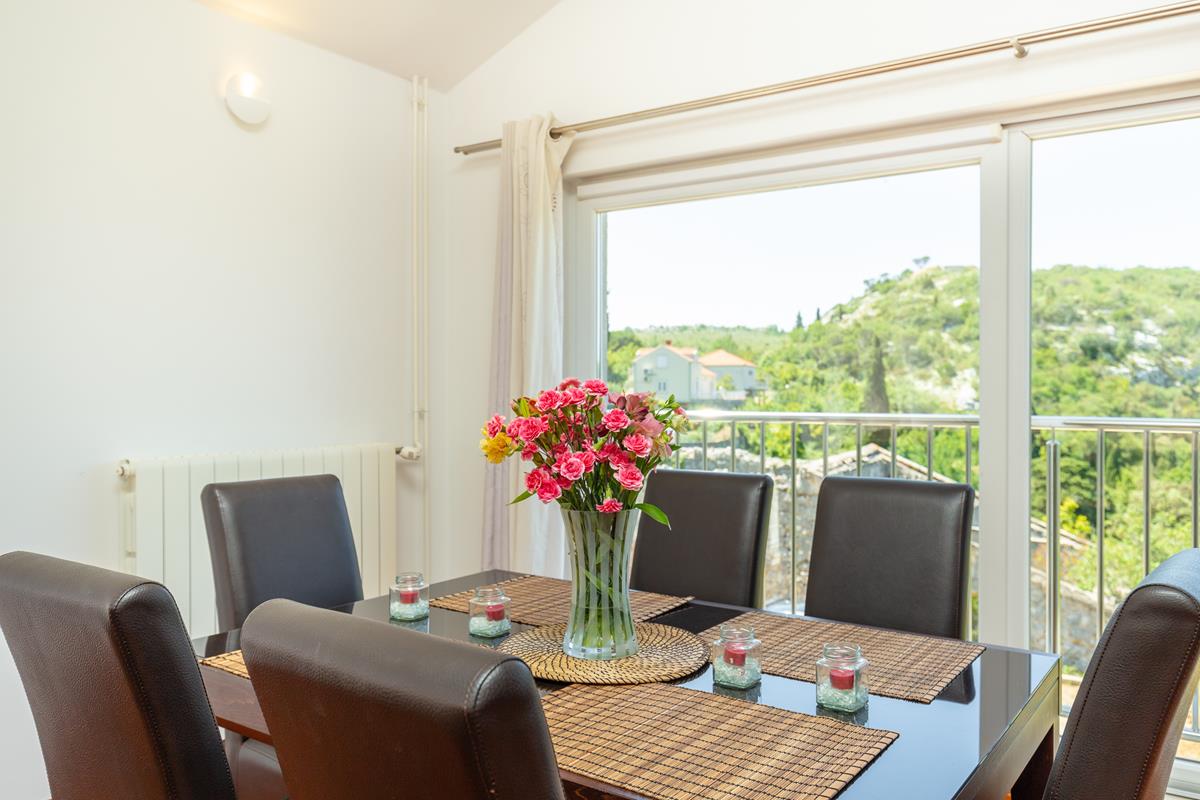 Green Hills Apartment