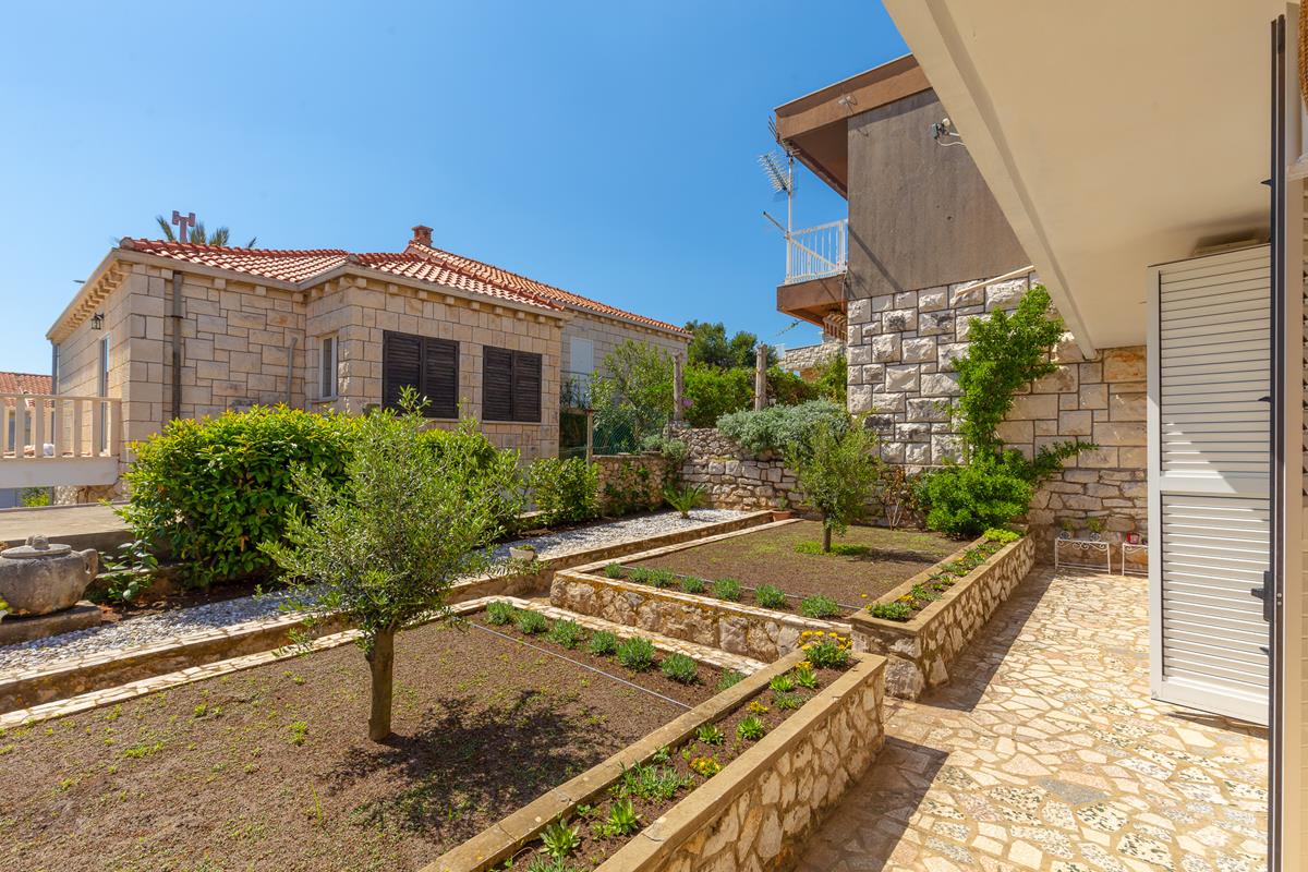 Sky Breeze Apartment