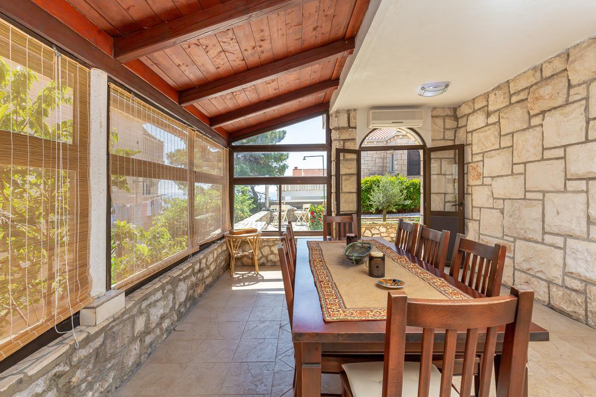 Sky Breeze Apartment