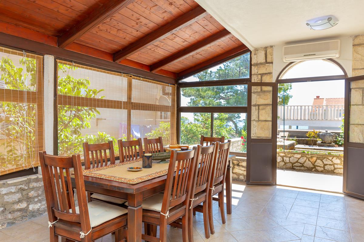 Sky Breeze Apartment