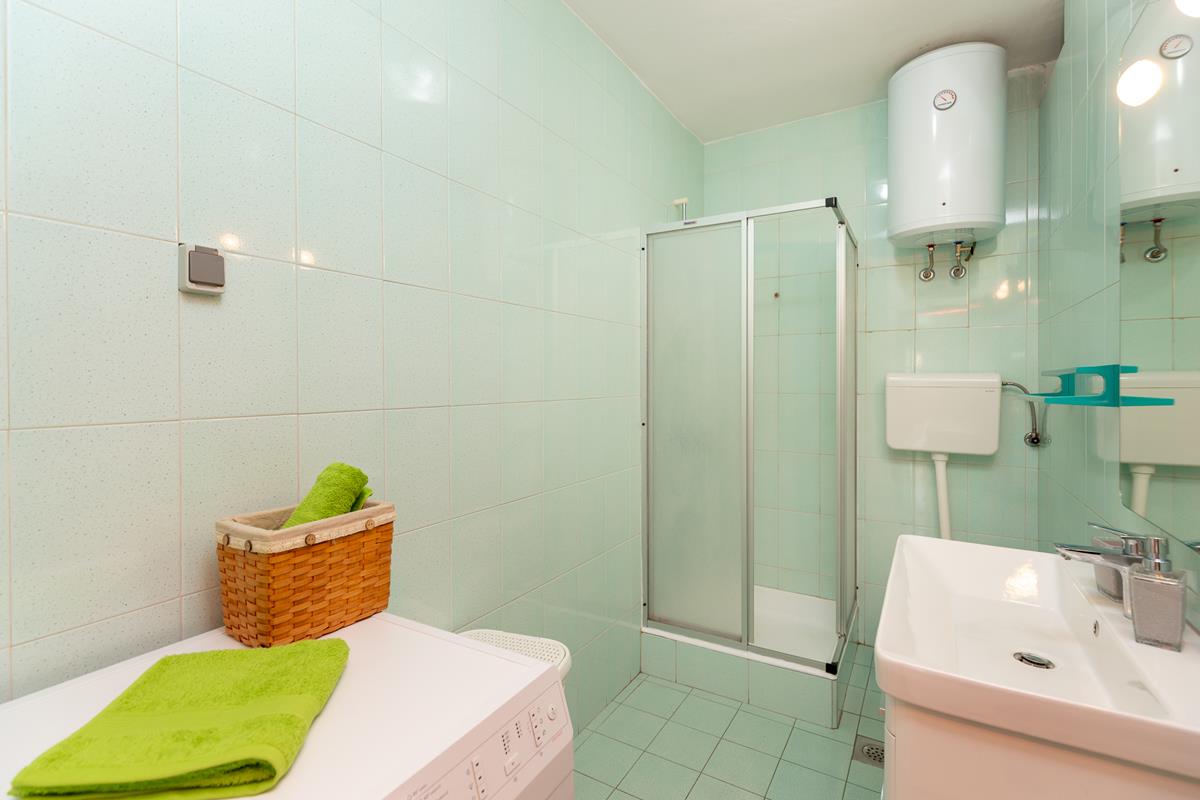 Sky Breeze Apartment