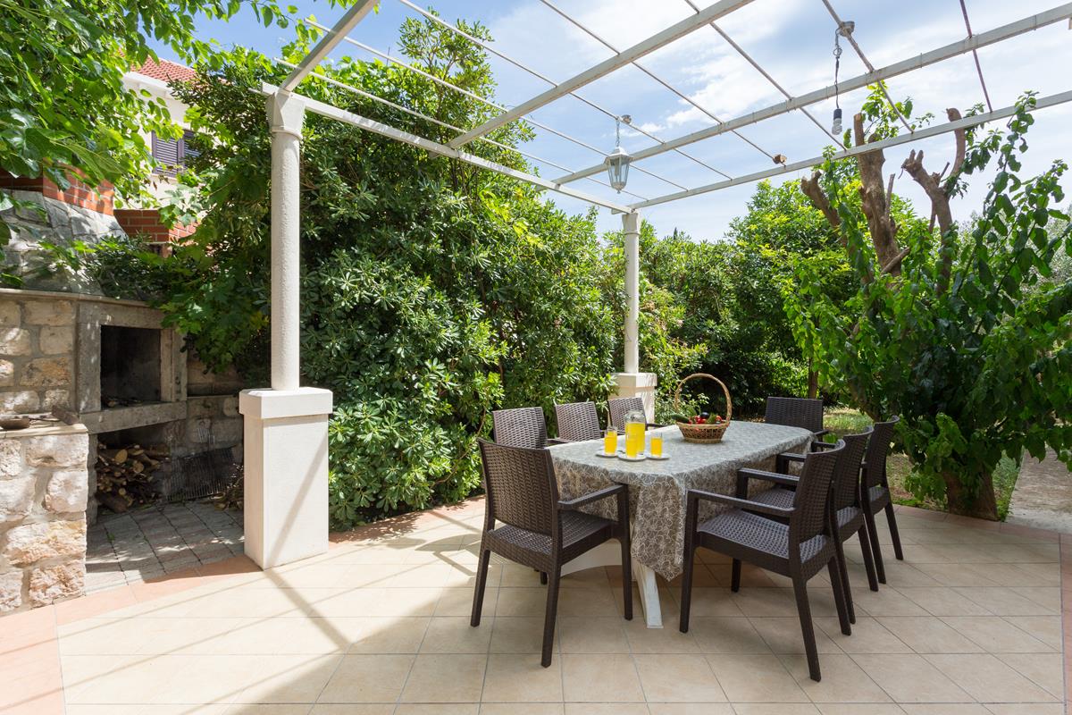 Villa Florence - Mediterranean Garden&Pool