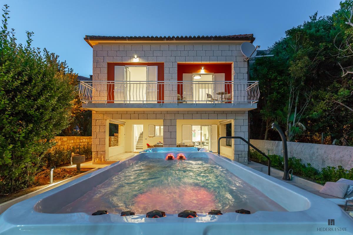 Villa Hedera V - 3 bedroom Villa with pool in Dubrovnik