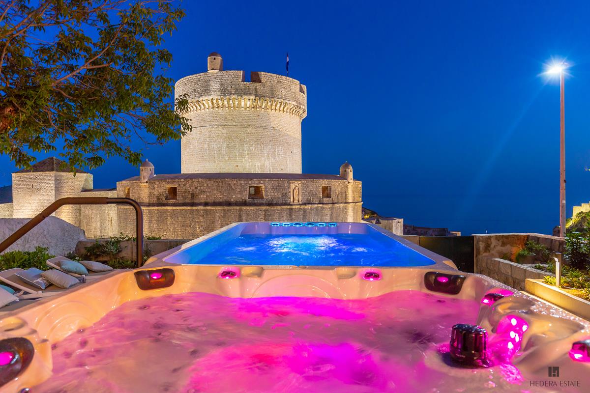 Villa Hedera V - 3 bedroom Villa with pool in Dubrovnik